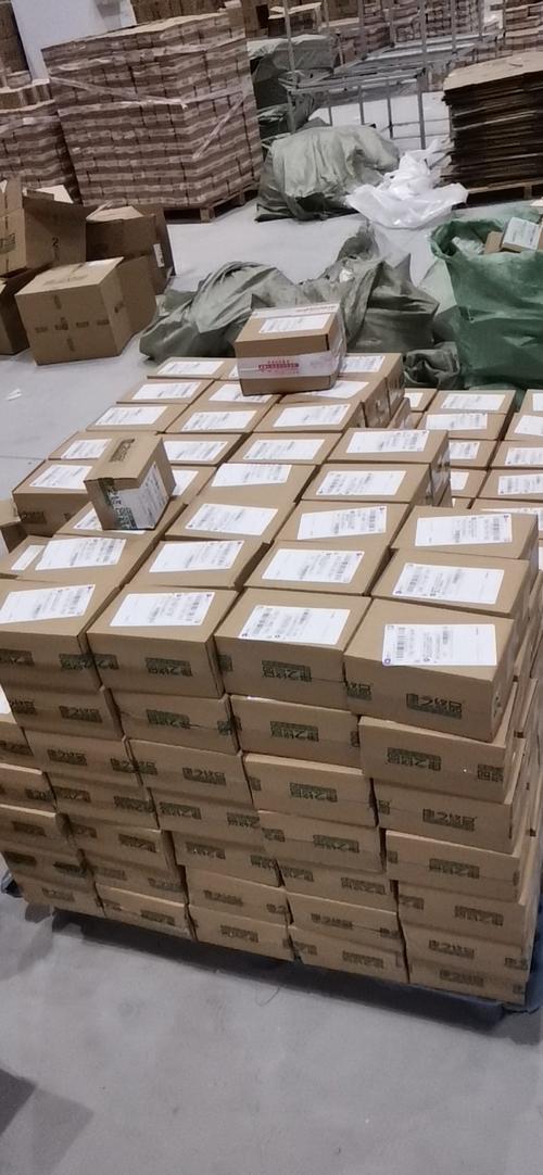 江苏南京电商仓储现大量招快递打包